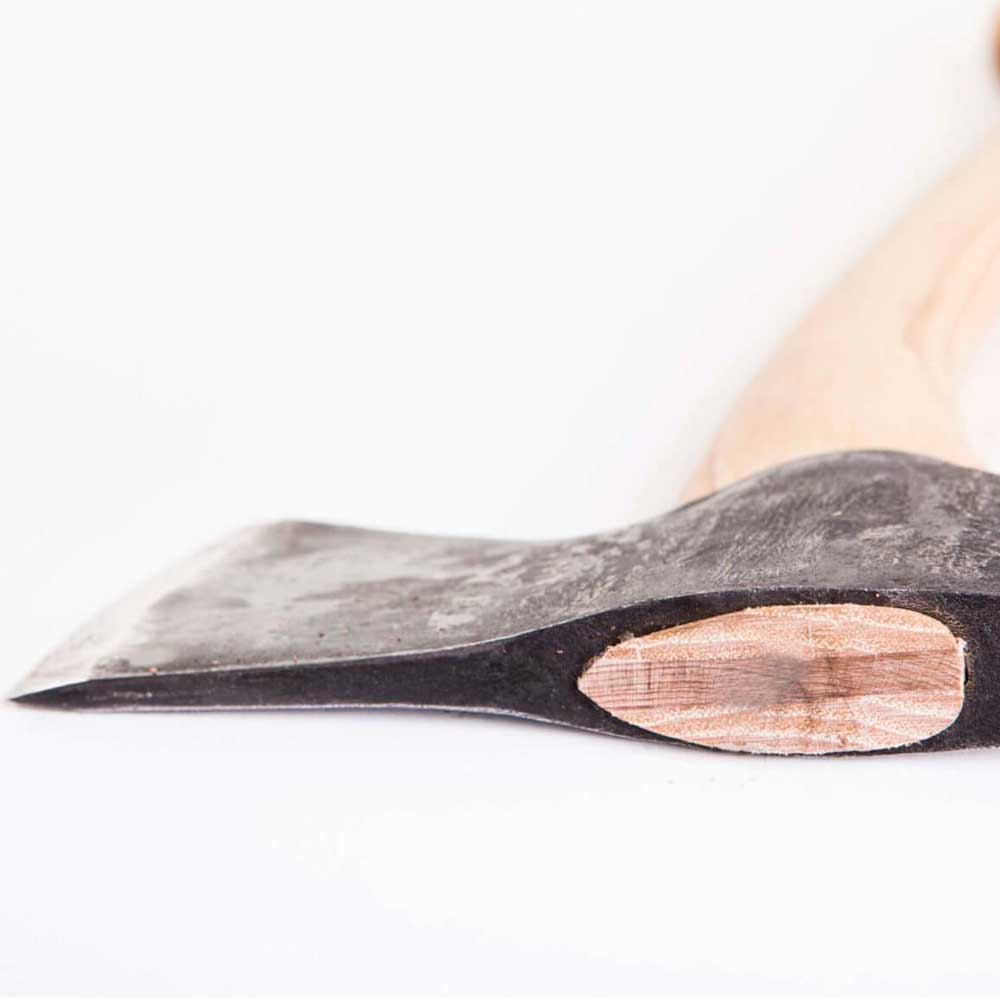 Discover the Gränsfors Scandinavian Forest Axe at Mower City Albury. This 64 cm versatile axe is ideal for limbing, small tree felling, and detailed woodwork. Perfect for forestry work and camping. Available online or in-store Albury Wodonga. Mower City Albury is a Gransfor authorised dealer in Australia. 3