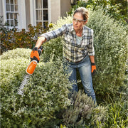 Keep your garden looking sharp with the STIHL HSA 26 Garden Shears Set. Lightweight, cordless, and easy to use for trimming grass or shrubs. Buy online from Mower City Albury – servicing Albury-Wodonga region. trims shrubs and hedges with ease